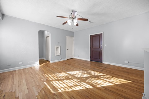 Floor plan for 1 bed, 1 bath, 530 sqft